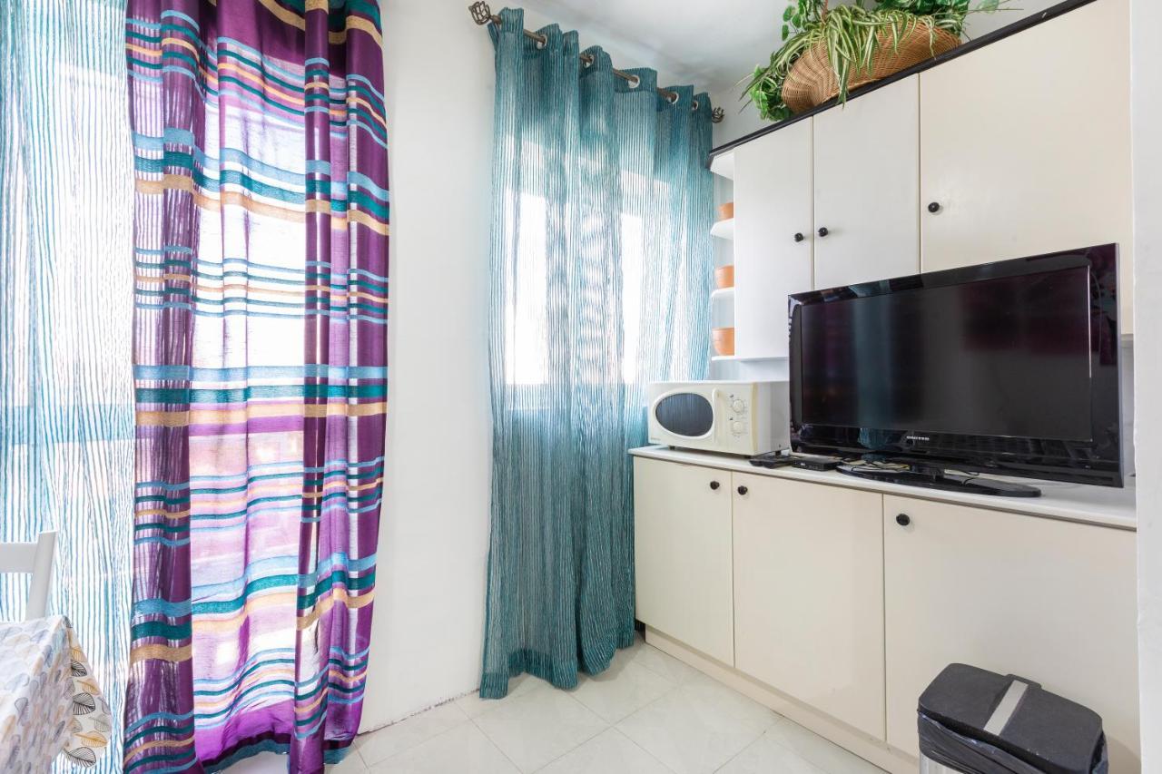 Ne1 - Lovely 2 Bedroom Apartment. Perfect Location Mellieha Bagian luar foto