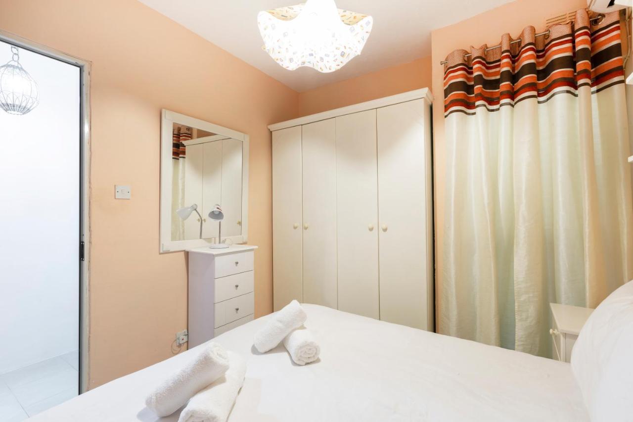 Ne1 - Lovely 2 Bedroom Apartment. Perfect Location Mellieha Bagian luar foto